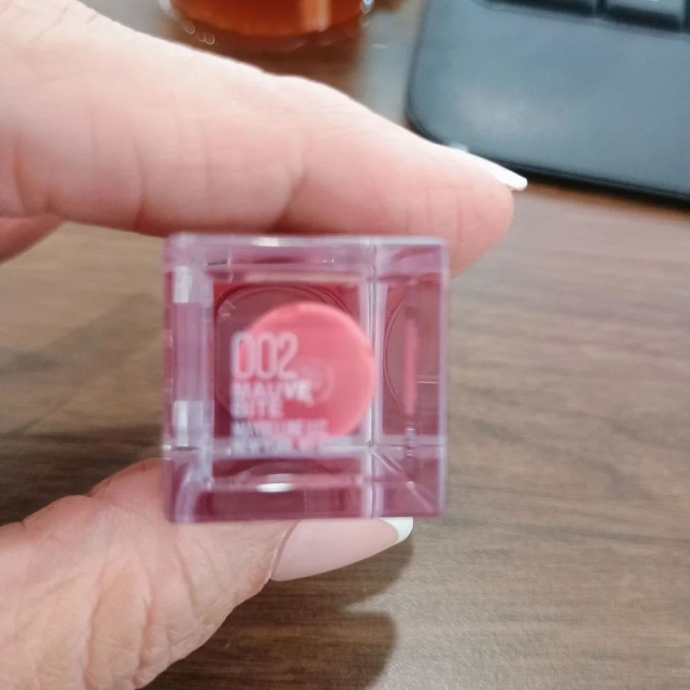 Maybelline Lifter Plump Lip Plumping Gloss With Chili Pepper